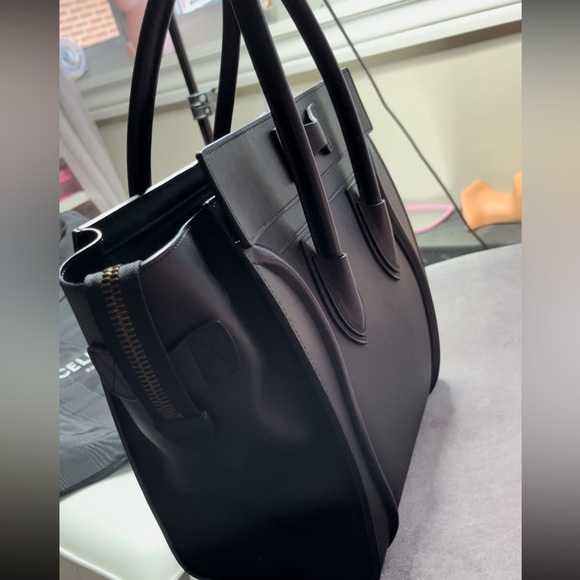 Authentic Celine mini luggage bag - Picture 5 of 11